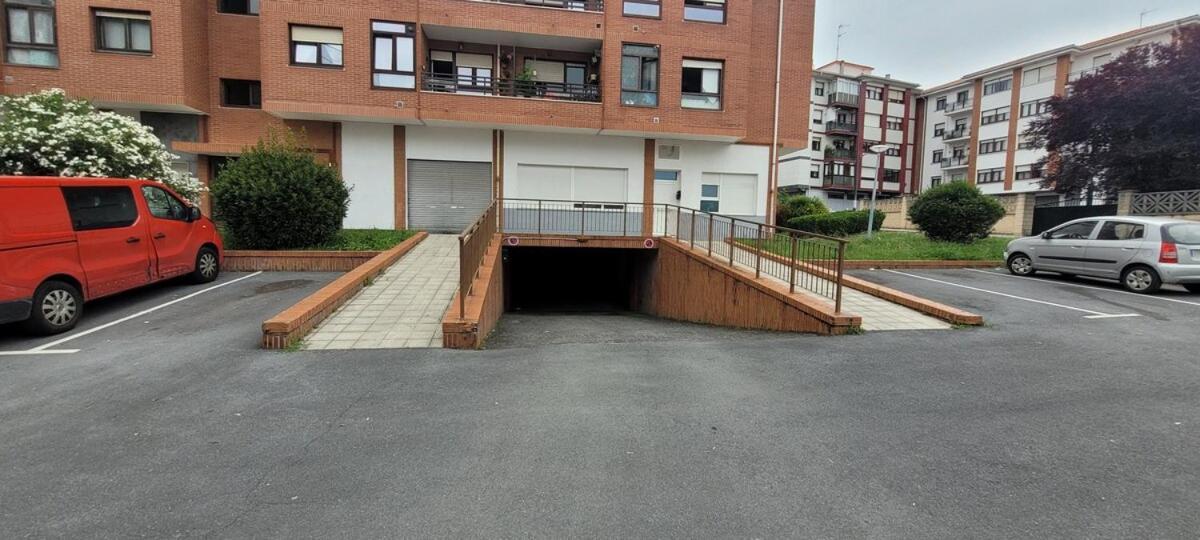 Berango Cozy Home Parking Екстериор снимка
